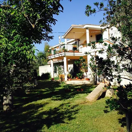 Bed & Breakfast Il Castello D'ogliastra Lotzorai